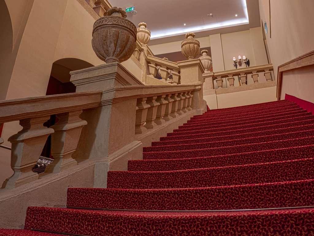 Mercure Szekesfehervar Magyar Kiraly Ngoại thất bức ảnh