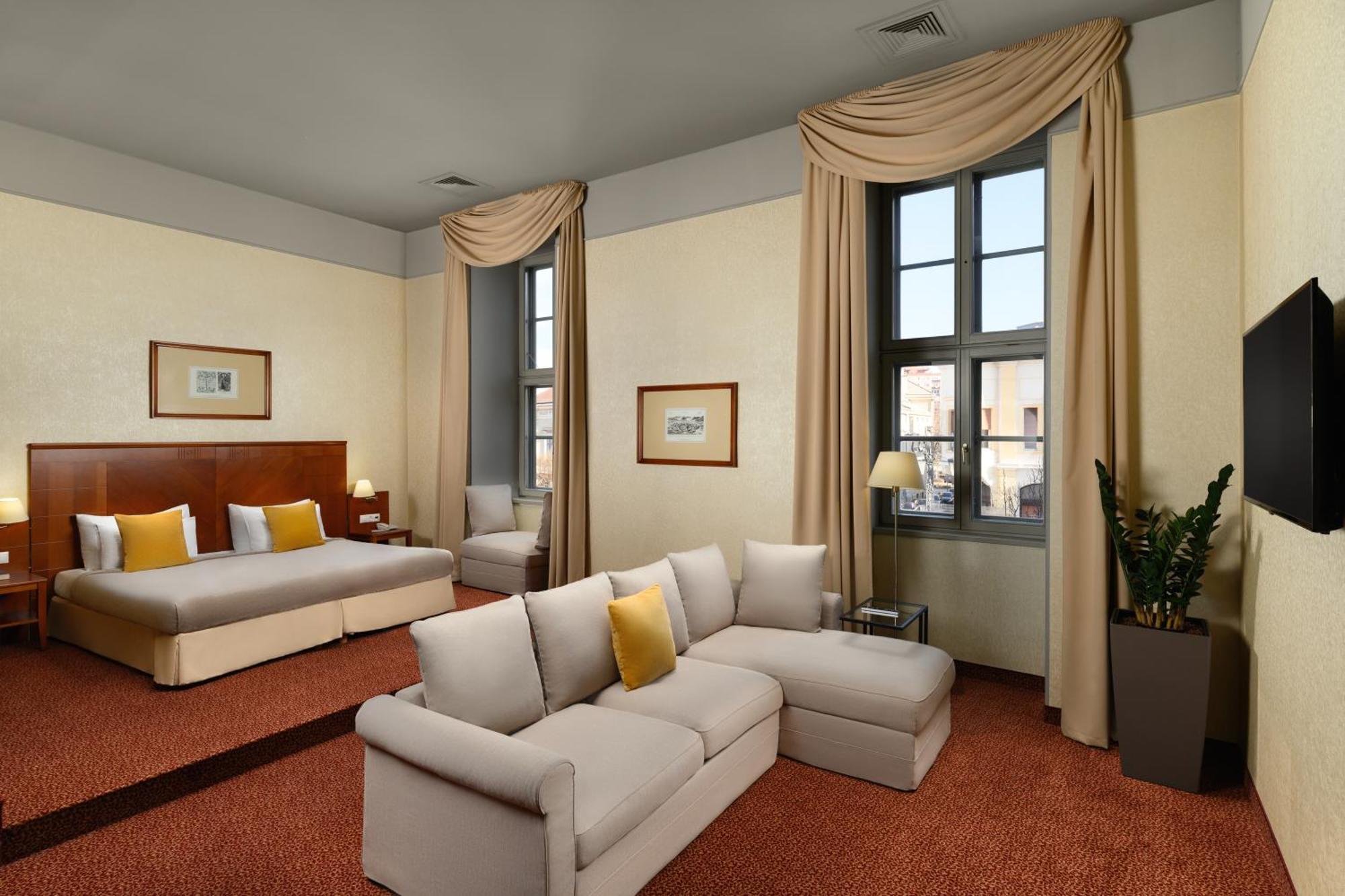 Mercure Szekesfehervar Magyar Kiraly Ngoại thất bức ảnh