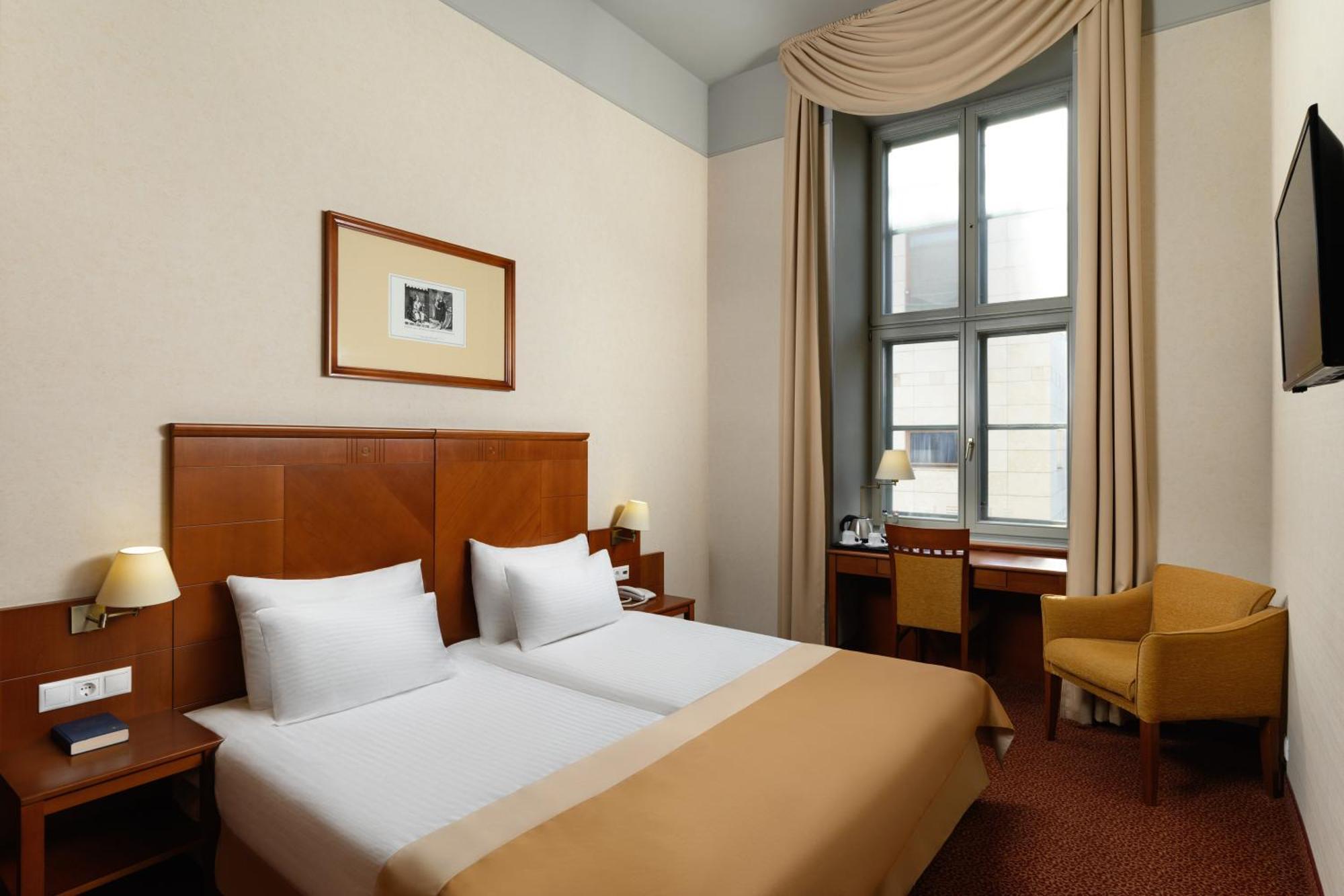 Mercure Szekesfehervar Magyar Kiraly Ngoại thất bức ảnh