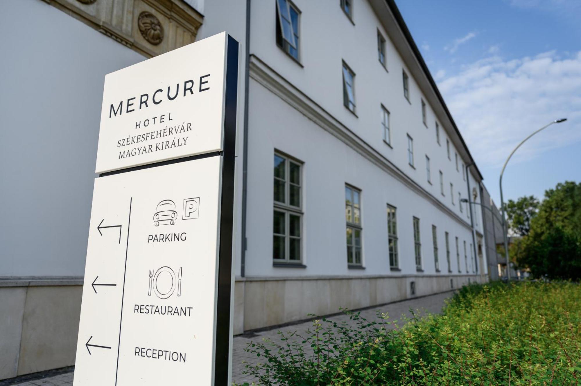 Mercure Szekesfehervar Magyar Kiraly Ngoại thất bức ảnh